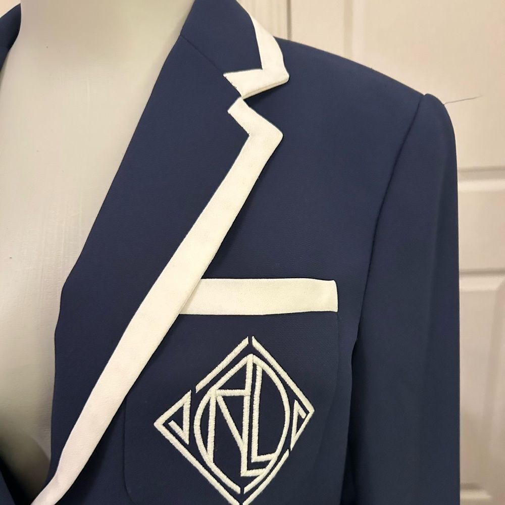 Lauren Ralph Lauren Two-Tone Georgette Blazer
YY3 - Picture 6 of 7